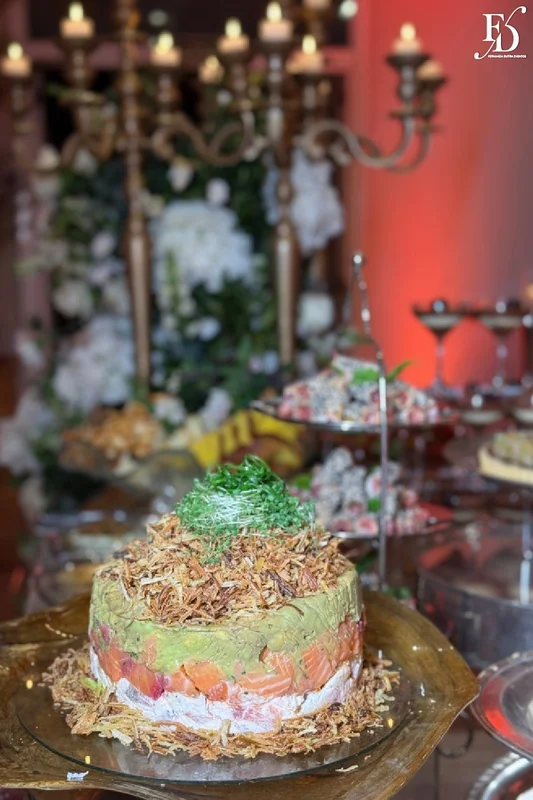 festa de aniversário de leissa hertzog com tema luz e sombra realizado no rossi parque panamby em porto alegre com decoração elegante e sofisticada