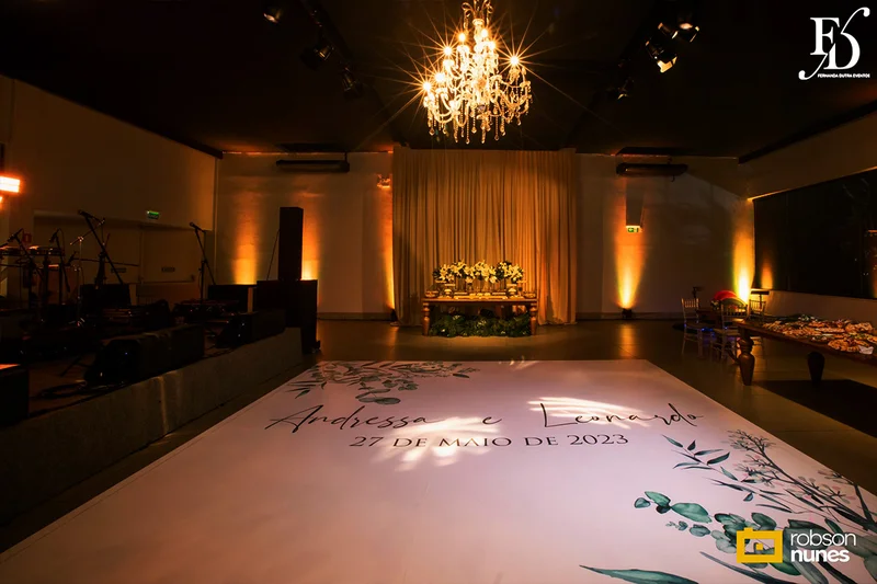 casamento com cerimônia e recepção no party room em porto alegre com projeto de decoração elegante e sofisticado em verde e branco estilo greenery por life eventos especiais cerimonial conduzido por fernanda dutra cerimonialista