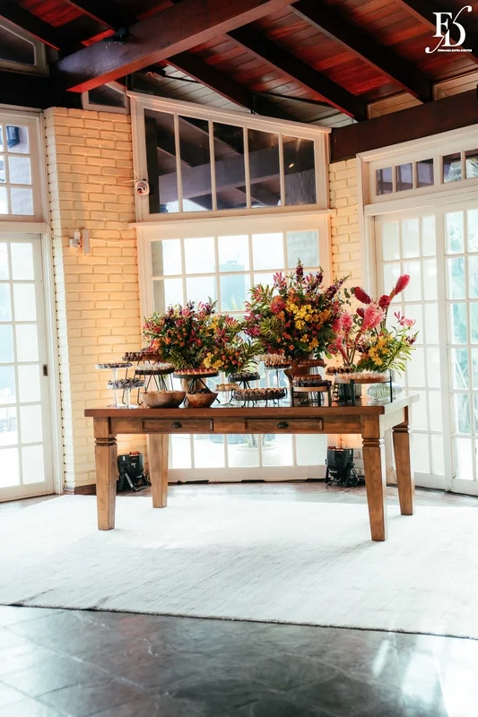 casamento realizado na alameda figueira em cachoeirinha com decoração vibrante boho elegante e sofisticada por life eventos especiais