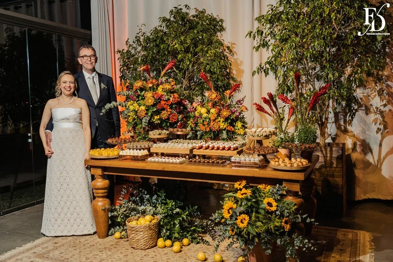 casamento no espaço paraíso em porto alegre alvorada viamão decoração com inspiração italiana limão siciliano temperos frescos e flores coloridas