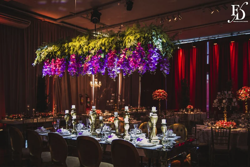 casamento com cerimônia no salão da casa vetro em porto alegre com decoração sofisticada luxuosa requintada com inspiração francesa por life eventos especiais cerimonialista em porto alegre especializada em casamento