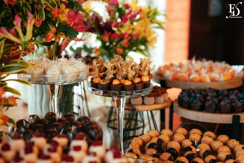 casamento realizado na alameda figueira em cachoeirinha com decoração vibrante boho elegante e sofisticada por life eventos especiais