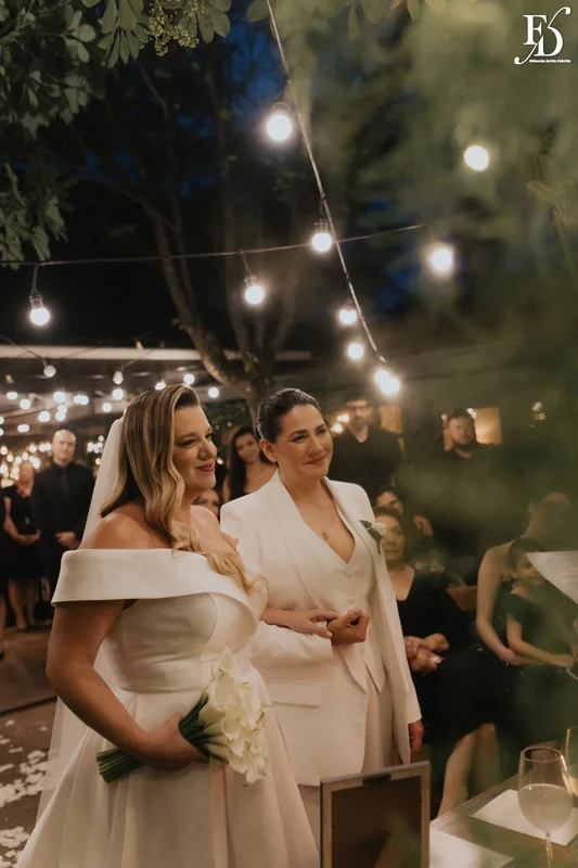 noivas Ivana e Cristiane no Le Bistrot Gourmet casamento LGBT Porto Alegre