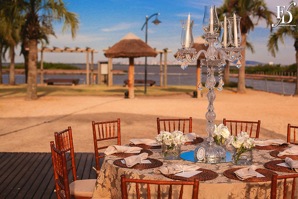 casamento com cerimônia na igreja são josé la salle em canoas e recepção no salão de festa do condomínio ponta da figueira em eldorado do sul com projeto de decoração moderno, sofisticado, luxuoso, clássico, requintado por life eventos especiais cerimonialista para casamento em porto alegre cenario paradisiaco porto alegre casamento militar com teto de aço