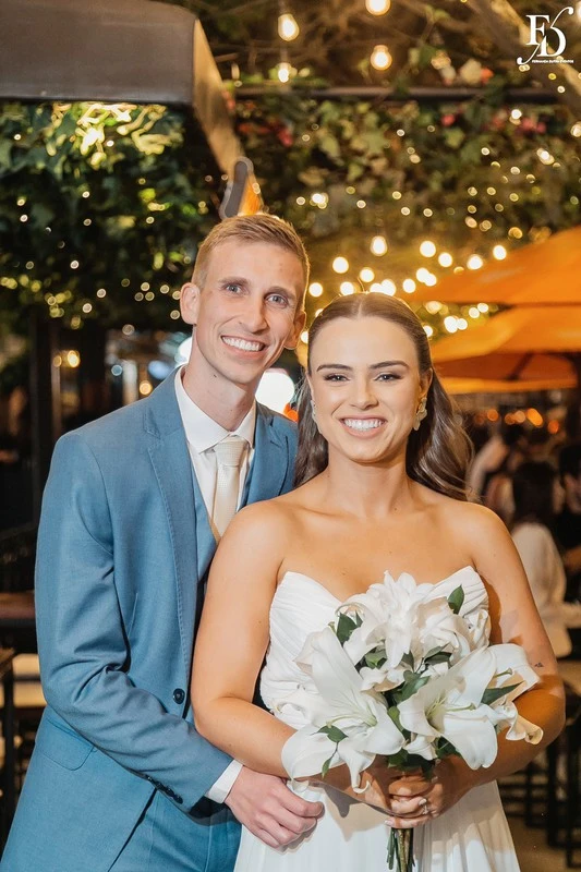 casamento no dry moments & drinks em porto alegre decoração moderna clean e sofisticada com copo de leite