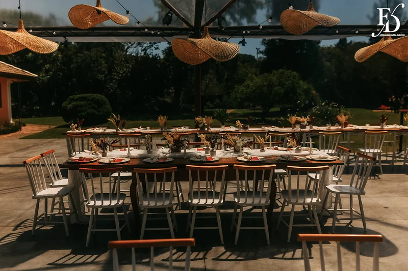casamento divertido e animado na casa na chácara, em porto alegre; um casal jovem, despojado, que queria celebrar esse momento com um rodízio de pizza - casamento com pizza - decoração estilo boho wedding em tons terrosos cerimonial de life eventos especiais