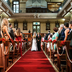 casamento com cerimônia na igreja são josé la salle em canoas e recepção no salão de festa do condomínio ponta da figueira em eldorado do sul com projeto de decoração moderno, sofisticado, luxuoso, clássico, requintado por life eventos especiais cerimonialista para casamento em porto alegre cenario paradisiaco porto alegre casamento militar com teto de aço