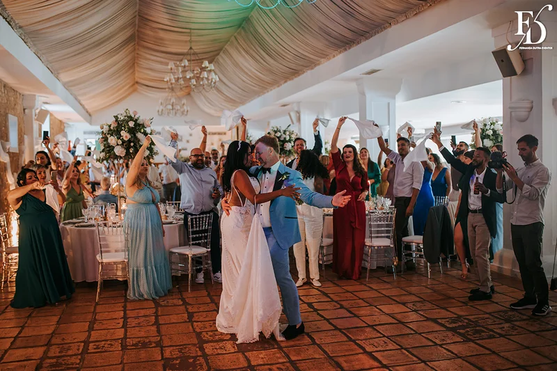 casamento destination wedding em portugal cascais quinta dos gafanhotos uma brasileira e um inglês casamento típico brasileiro na europa por fernanda dutra quero casar em portugal life eventos especiais