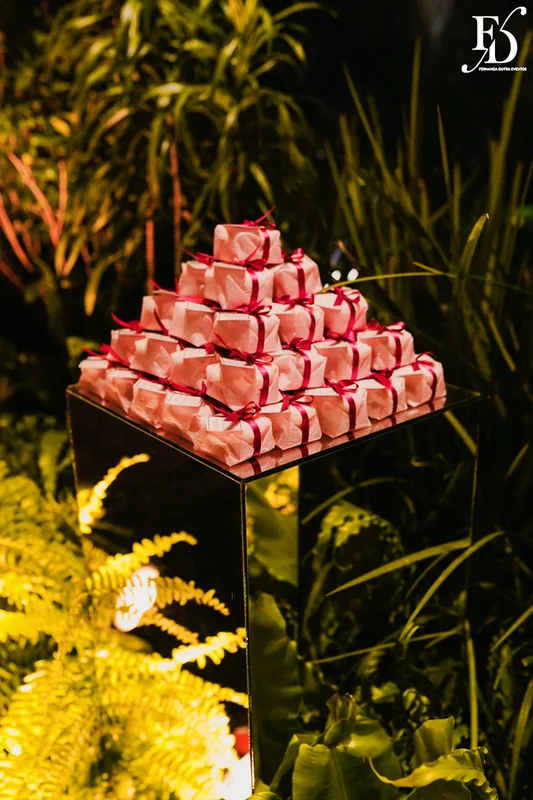 festa de aniversario de 15 anos realizada no party room em porto alegre com organização projeto de decoração e cerimonial de life eventos especiais cerimonialista em porto alegre