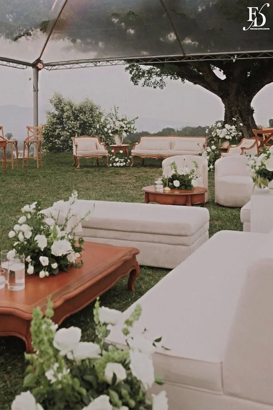 recepção no espaço paraíso em porto alegre viamão alvorada recepção externa decoração europeia cloud dancer european stylling lounge