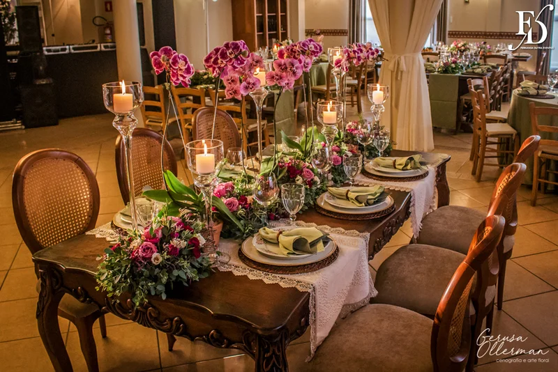 casamento realizado no vale dos vinhedos no rio grande do sul no formato destination wedding nos vinhedos gaúchos com cerimônia ao ar livre e recepção no salão principal do mamma gemma tratoria em bento gonçalves por fernanda dutra cerimonialista da life eventos especiais de porto alegre