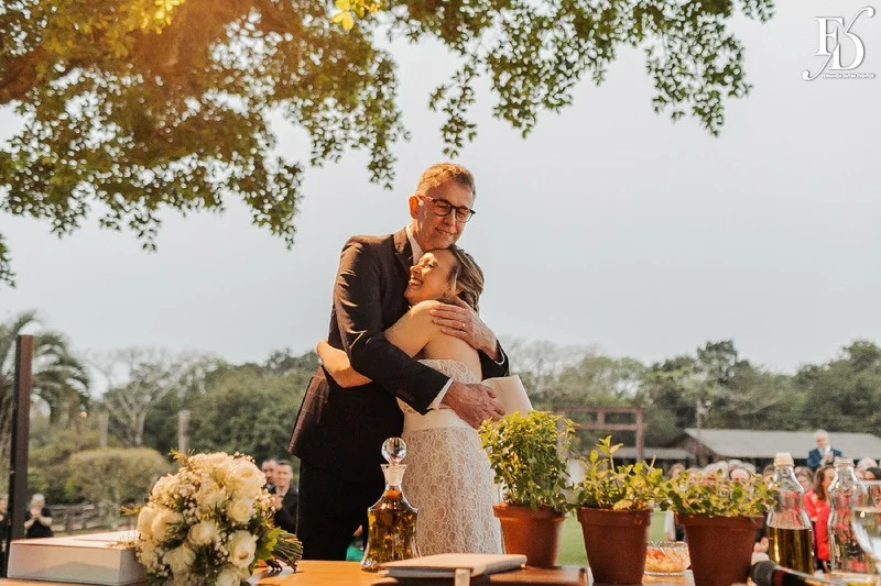 casamento no espaço paraíso em porto alegre alvorada viamão decoração com inspiração italiana limão siciliano temperos frescos e flores coloridas