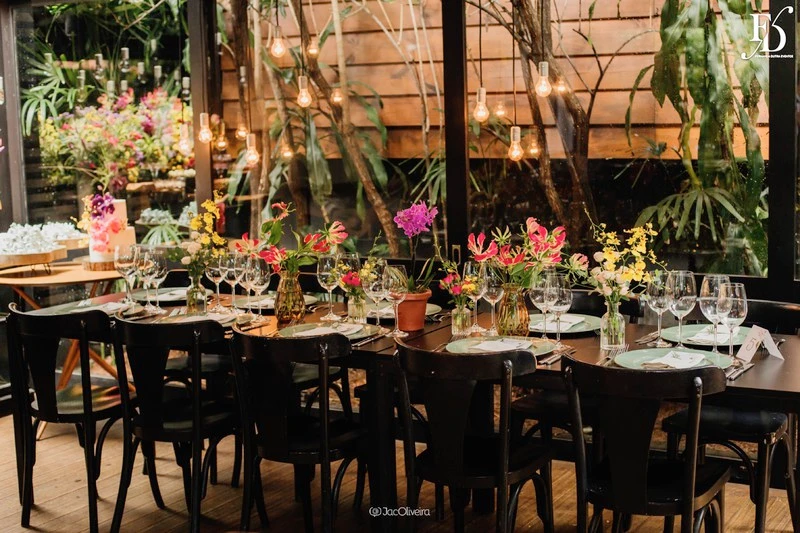 casamento diurno almoço no le bistrot gourmet em porto alegre e recepção na estância das oliveiras em viamão por life eventos especiais decoração colorida vibrante sofisticada