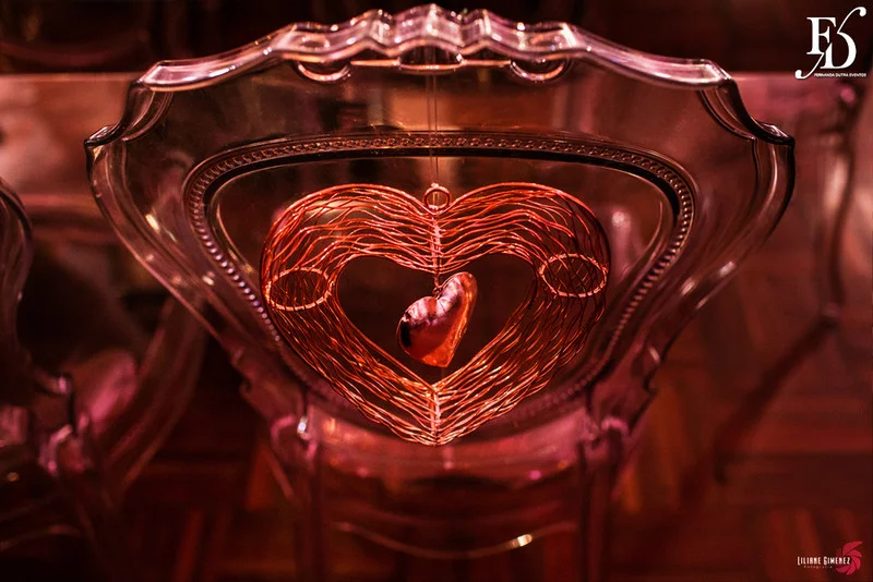 casamento com cerimônia na igreja santa teresinha da josé bonifácio em porto alegre e santissimo sacramento e recepção no salão dos espelhos do clube do comércio na andradas por life eventos especiais com decoração elegante sofisticada e luxuosa em porto alegre assessoria e cerimonial de eventos