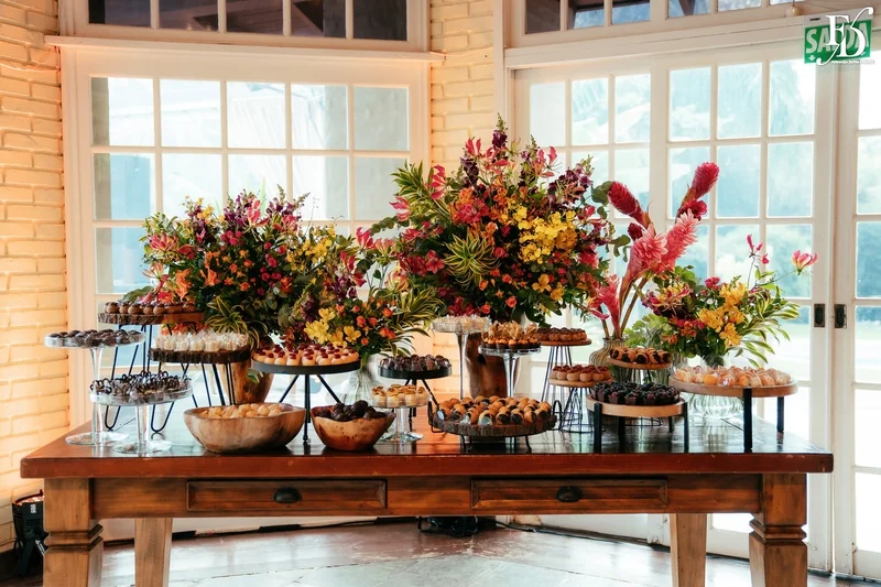 casamento realizado na alameda figueira em cachoeirinha com decoração vibrante boho elegante e sofisticada por life eventos especiais