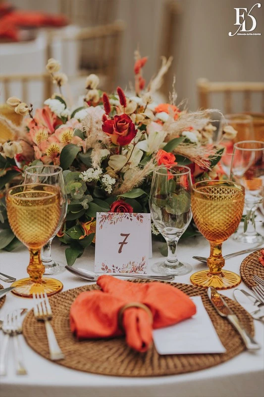 casamento no espaço paraiso em porto alegre viamão alvorada com decoração moderna boho rustico-chic em tons terrosos por life eventos especiais