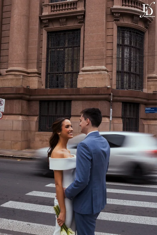 noivos no palácio piratini em porto alegre