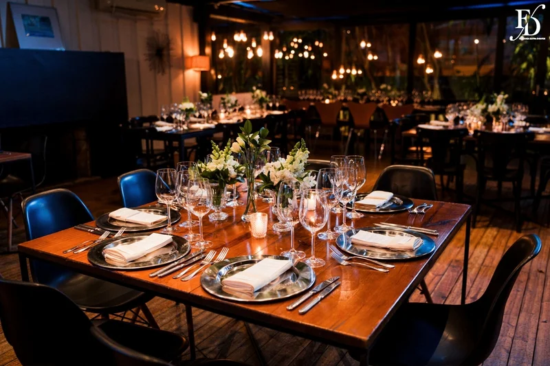casamento no gazebo do le bistrot gourmet em porto alegre decoração clássica e elegante em verde e branco