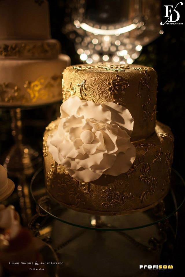 casamento com cerimônia na igreja metodista wesley e recepção no maison carlos gomes em porto alegre com decoração luxuosa elegante e sofisticada por life eventos especiais organização de eventos em porto alegre