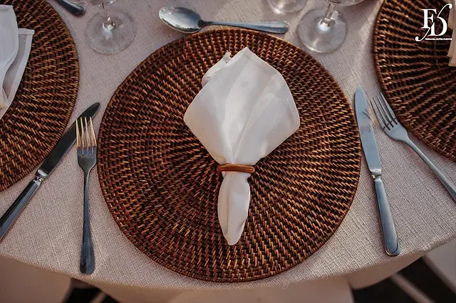 casamento realizado na casa na chácara em porto alegre mini-wedding intimista para 40 convidados com decoração clássica e elegante em branco e verde por life eventos especiais cerimonialistas em porto alegre