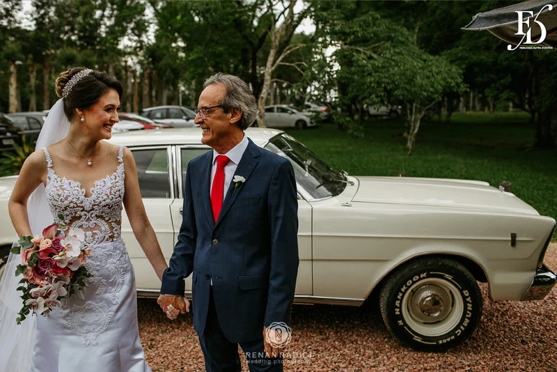 casamento diurno realizado em porto alegre rs no alto da capela por life eventos especiais cerimonialista wedding planner especializada em casamentos de alto padrão em porto alegre decoração boho chic botânica em tons de nude rosa e verde por life eventos especiais