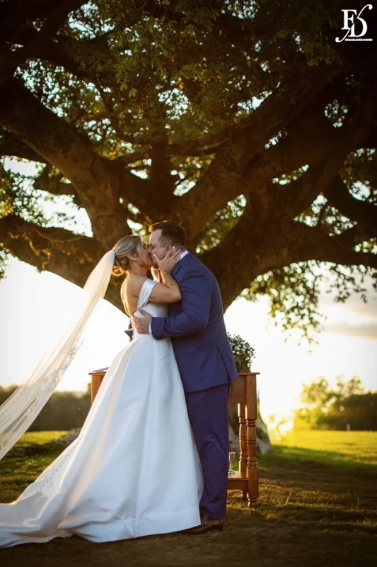 casamento no espaço paraíso em porto alegre com cerimônia ao ar livre no por do sol