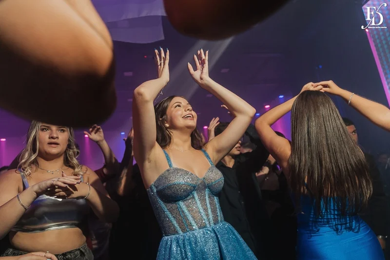 festa de 15 anos porto alegre na casa vetro com tema de aurora boreal