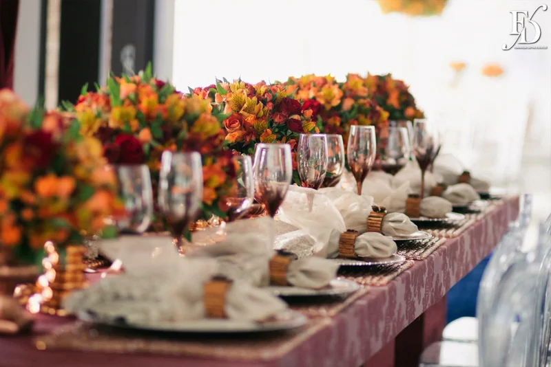 casamento com cerimônia na igreja nossa senhora da conceição igreja matriz de são leopoldo e festa no espaço tao em novo hamburgo com decoração outonal em tons terrosos marsala laranja e amarelo num projeto luxuoso sofisticado e elegante por fernanda dutra cerimonialista em porto alegre por life eventos especiais