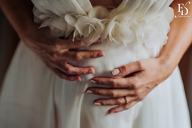 casamento realizado na casa na chácara em porto alegre mini-wedding intimista para 40 convidados com decoração clássica e elegante em branco e verde por life eventos especiais cerimonialistas em porto alegre