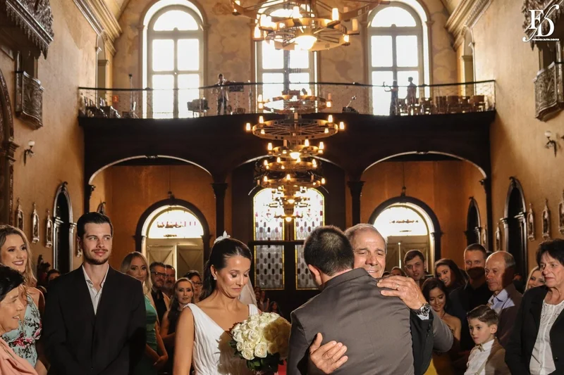entrada da noiva na basílica nossa senhora das dores igreja das dores
