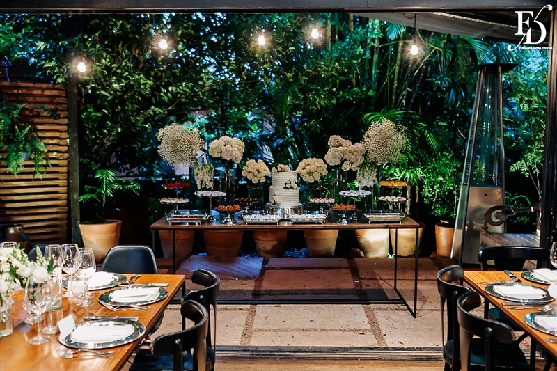 casamento mini-wedding 30 convidados porto alegre decoração clássica elegante verde branco prata le bistrot gourmet life eventos especiais