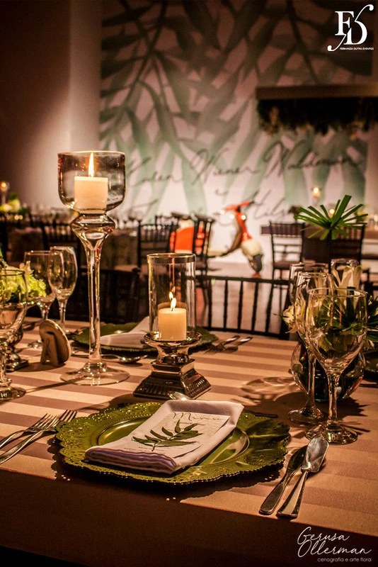 casamento com cerimônia e recepção realizados na casa vetro em porto alegre cerimônia realizada no terraço da casa e recepção com decoração clássica sofisticada elegante e contemporânea estilo botânico em nude verde branco e prata casamento greenery por life eventos especiais wedding planner em porto alegre assessoria e cerimonial