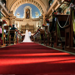 casamento com cerimônia na igreja são josé la salle em canoas e recepção no salão de festa do condomínio ponta da figueira em eldorado do sul com projeto de decoração moderno, sofisticado, luxuoso, clássico, requintado por life eventos especiais cerimonialista para casamento em porto alegre cenario paradisiaco porto alegre casamento militar com teto de aço