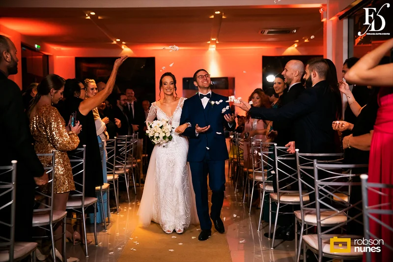 casamento com cerimônia e recepção no party room em porto alegre com projeto de decoração elegante e sofisticado em verde e branco estilo greenery por life eventos especiais cerimonial conduzido por fernanda dutra cerimonialista