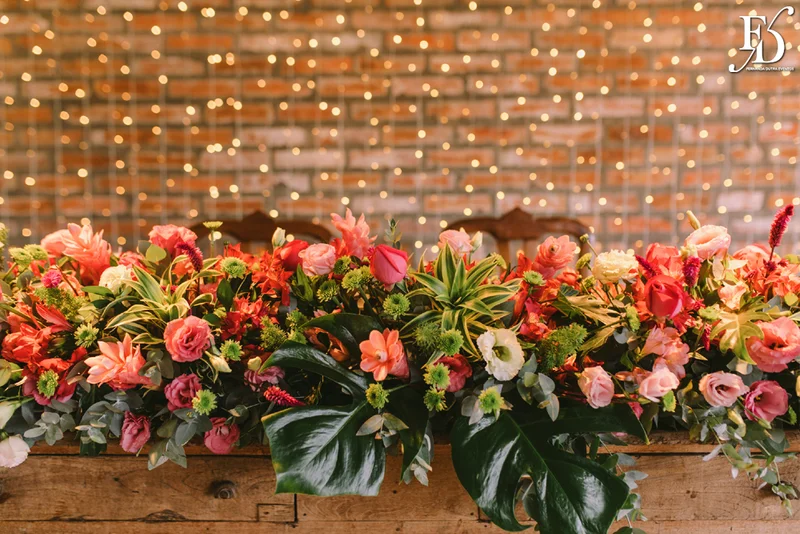 casamento no campo na querência ao ar livre em porto alegre no alto da capela cerimônia e recepção com decoração simples rústico boho-chic por life eventos especiais assessoria para noivas e casamentos em porto alegre