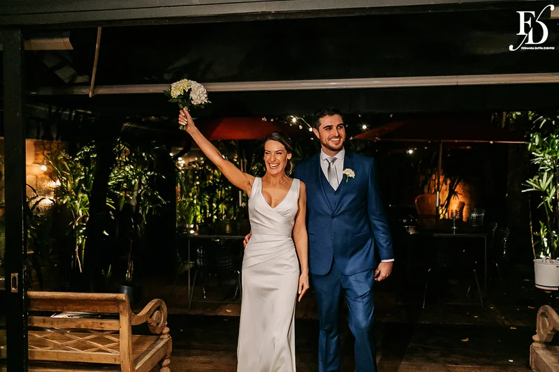 casamento mini-wedding 30 convidados porto alegre decoração clássica elegante verde branco prata le bistrot gourmet life eventos especiais