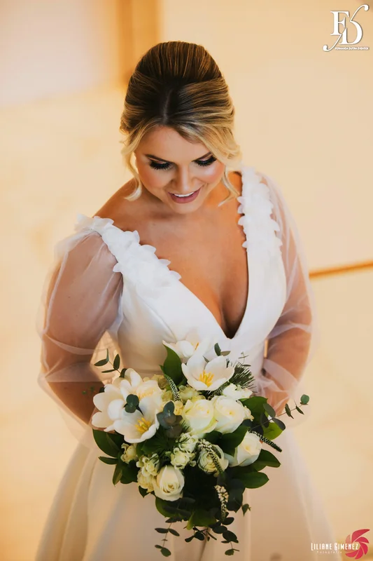 casamento realizado no sítio da figueira em porto alegre numa noite fria de inverno com decoração rústico delicada botânica organização e cerimonial de life eventos especiais cerimonialista para casamentos em porto alegre