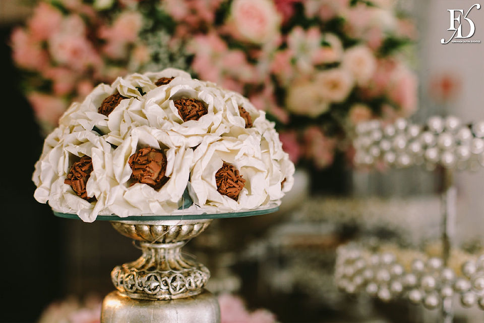 casamento com cerimônia à beira do rio guaíba em porto alegre e recepção no jardins eventos na capital gaúcha por life eventos especiais organização e cerimonial de casamento em porto alegre
