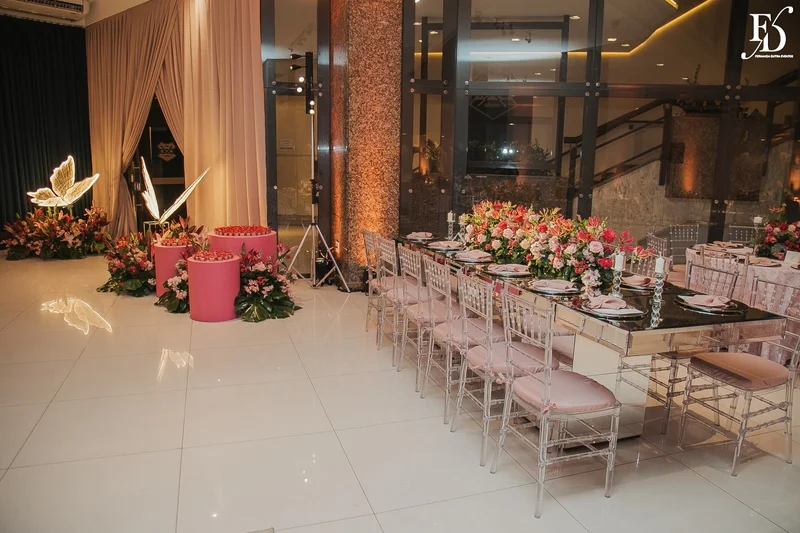 festa de 15 anos na praça dos fundadores do grêmio náutico união GNU