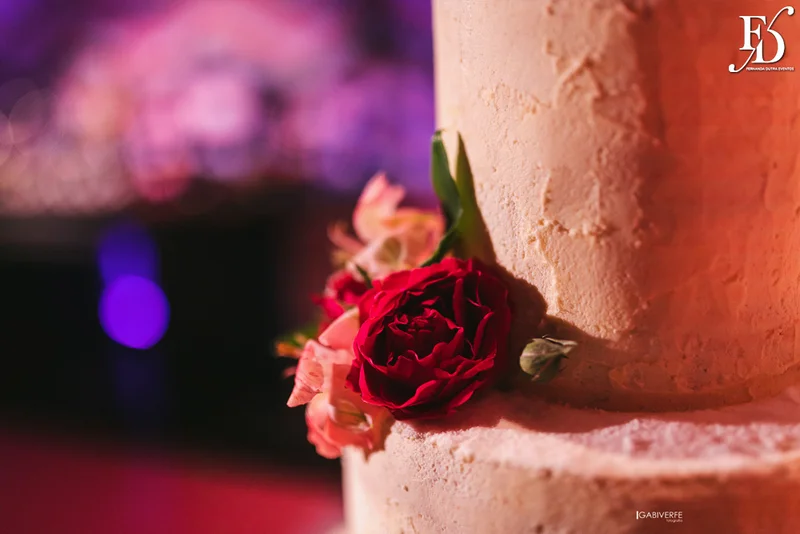 festa de aniversário de 15 anos em porto alegre realizada no foyer em grêmio náutico união gnu com decoração linda e moderna por life eventos especiais cerimonialista em porto alegre