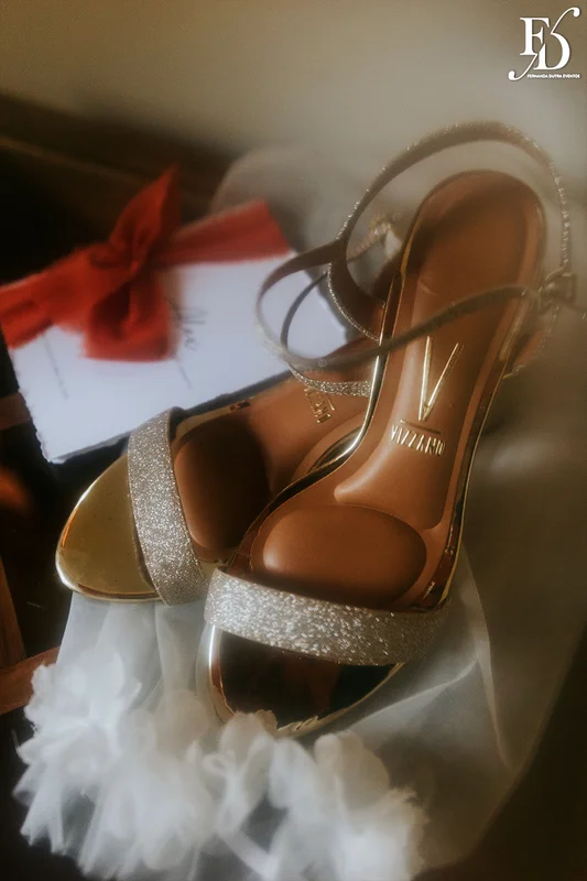 casamento divertido e animado na casa na chácara, em porto alegre; um casal jovem, despojado, que queria celebrar esse momento com um rodízio de pizza - casamento com pizza - decoração estilo boho wedding em tons terrosos cerimonial de life eventos especiais