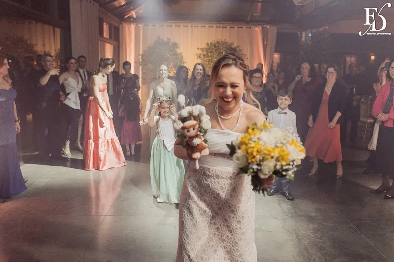 casamento no espaço paraíso em porto alegre alvorada viamão decoração com inspiração italiana limão siciliano temperos frescos e flores coloridas