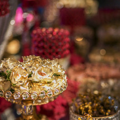 festa de 15 anos realizada no nh hall em novo hamburgo com decoração moderna e exuberante em rosa pink e azul tiffany com muitas plumas e cristais por life eventos especiais assessoria para festa de 15 anos em novo hamburgo