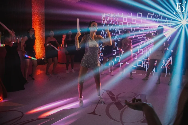 pista de dança festa de 15 anos na praça dos fundadores do grêmio náutico união GNU