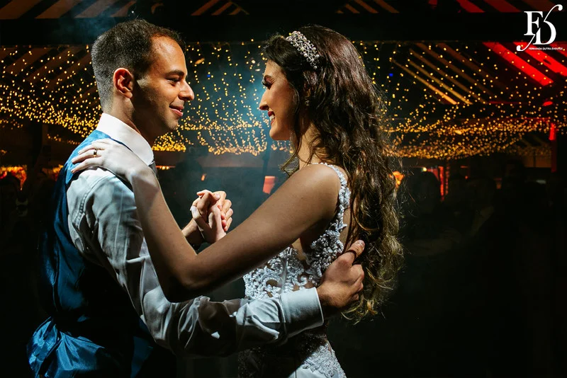 casamento diurno realizado em porto alegre rs no alto da capela por life eventos especiais cerimonialista wedding planner especializada em casamentos de alto padrão em porto alegre decoração boho chic botânica em tons de nude rosa e verde por life eventos especiais