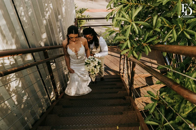 casamento realizado com almoço no le bistrot gourmet em porto alegre e após o almoço celebração de casamento no eat kitchen embarcadero com uma vista fantástica do rio guaíba um por-do-sol de cinema por life eventos especiais