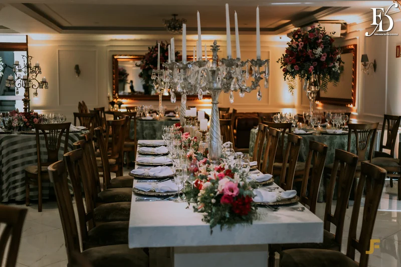 casamento para 80 pessoas mini-weeding destination wedding em gramado com organização e cerimonial de fernanda dutra da life eventos especiais com cerimonia na Igreja São Pedro de Gramado Serra Gaúcha e recepção no Hotel Ritta Hoppner