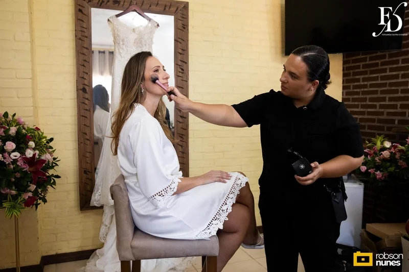 casamento destination wedding no Espaço Paraíso em Porto Alegre Alvorada Viamão noivo americano e noiva brasileira equipe bilingue de cerimonial evento com decoração romântida elegante e sofisticada em tons de rosa