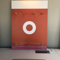 Painel modular #pegboard com luminária