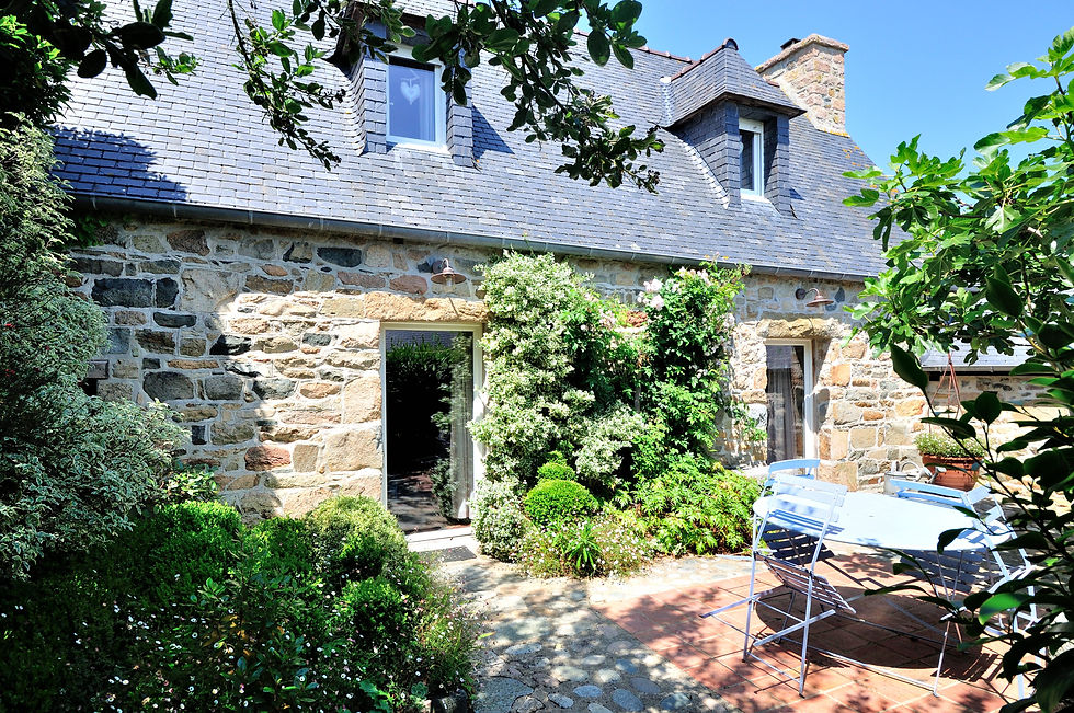 Vue maison côté rue